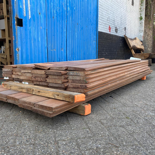 Azobe 28x180 (mes&groef)