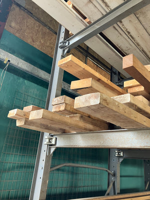 Vuren balken van het Dordthuis 6 x 16