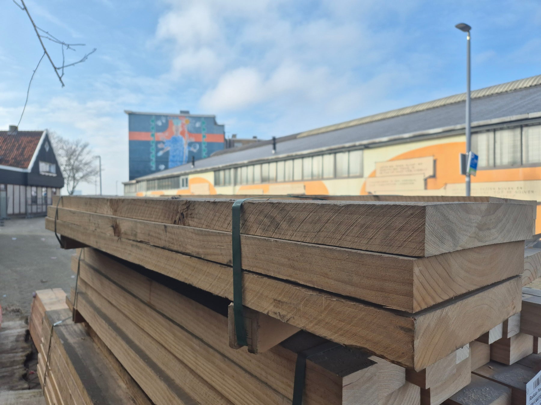 Radiata pine 50x300mm - 1,8 meter