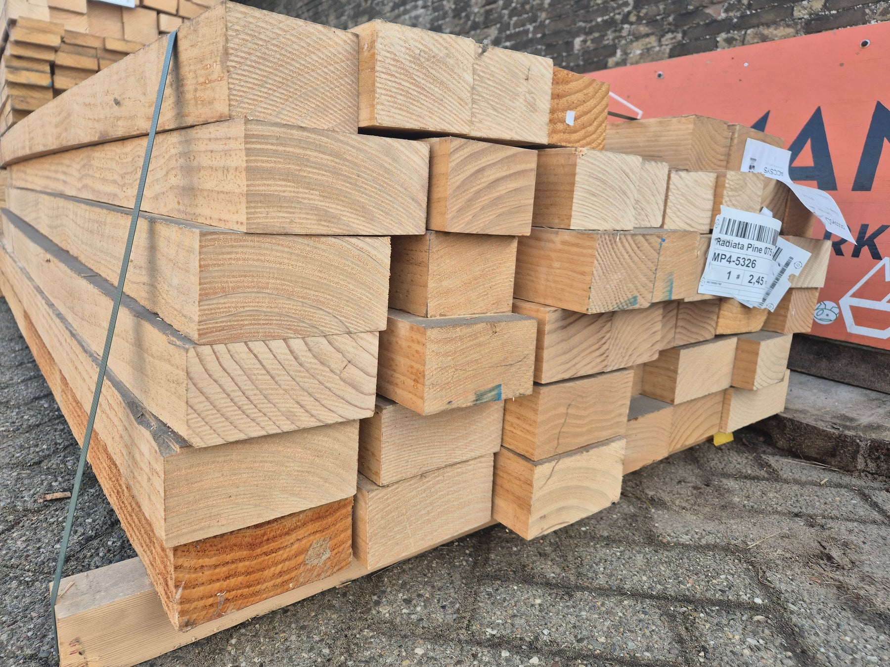 Radiata pine 75x000mm - 1,80-2,45 meter