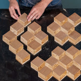 Een Geometrisch hout mozaïek, gemaakt bij Buurman Rotterdam