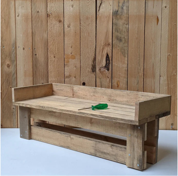  Een voorbeeld van een Balkonbar gemaakt tijdens de Workshop Bouw een Balkonbar.